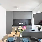 Corridoni 3c Tirabora Short Rent Apartment Triest