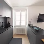 Corridoni 3c Tirabora Short Rent Apartment Triest