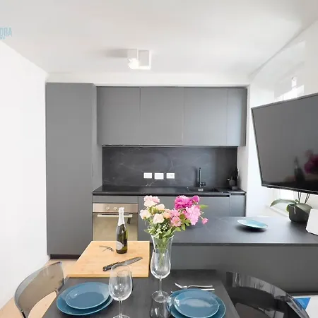 Corridoni 3c Tirabora Short Rent Apartamento Trieste