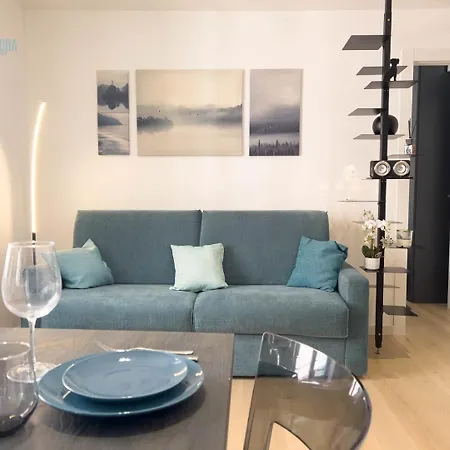 Corridoni 3c Tirabora Short Rent