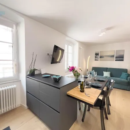 Corridoni 3c Tirabora Short Rent