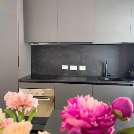 아파트 Corridoni 3c Tirabora Short Rent *