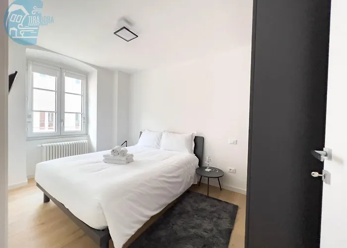 Apartament Corridoni 3c Tirabora Short Rent *