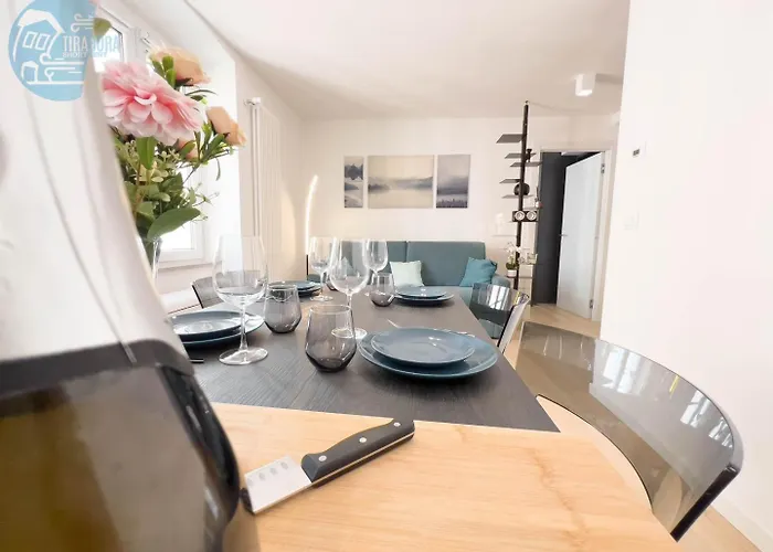 Corridoni 3c Tirabora Short Rent Triest